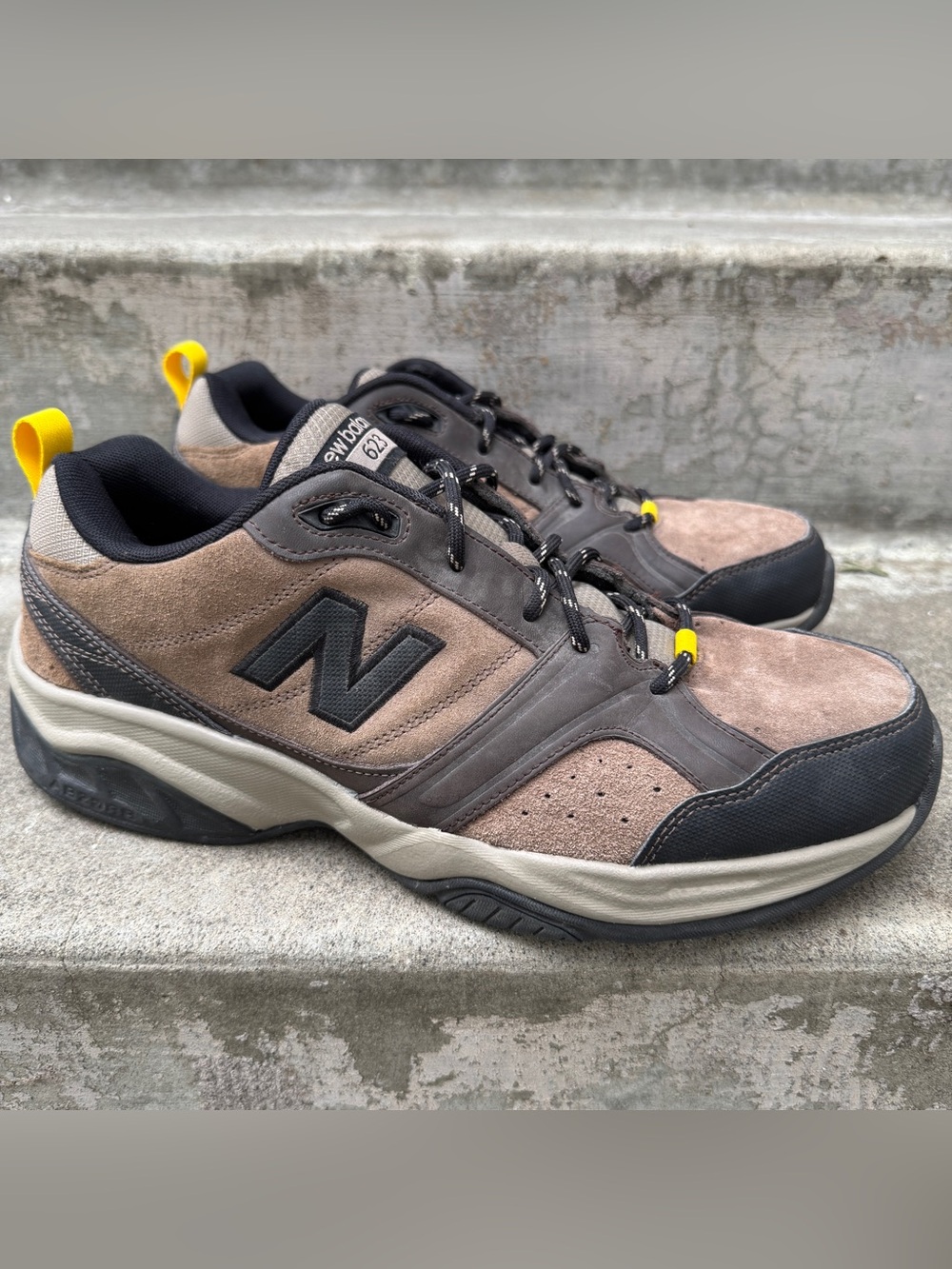 New Balance 623 Brown Suede Cross Trainer Walking Hiking Shoes - 11.5 EE Wide